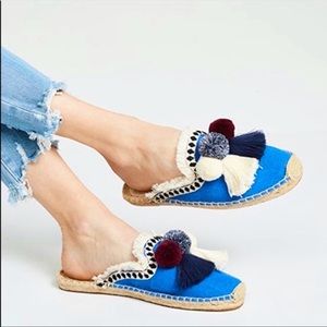 Soludos Frayed Edge Pom Pom Mules - Blue 8.5